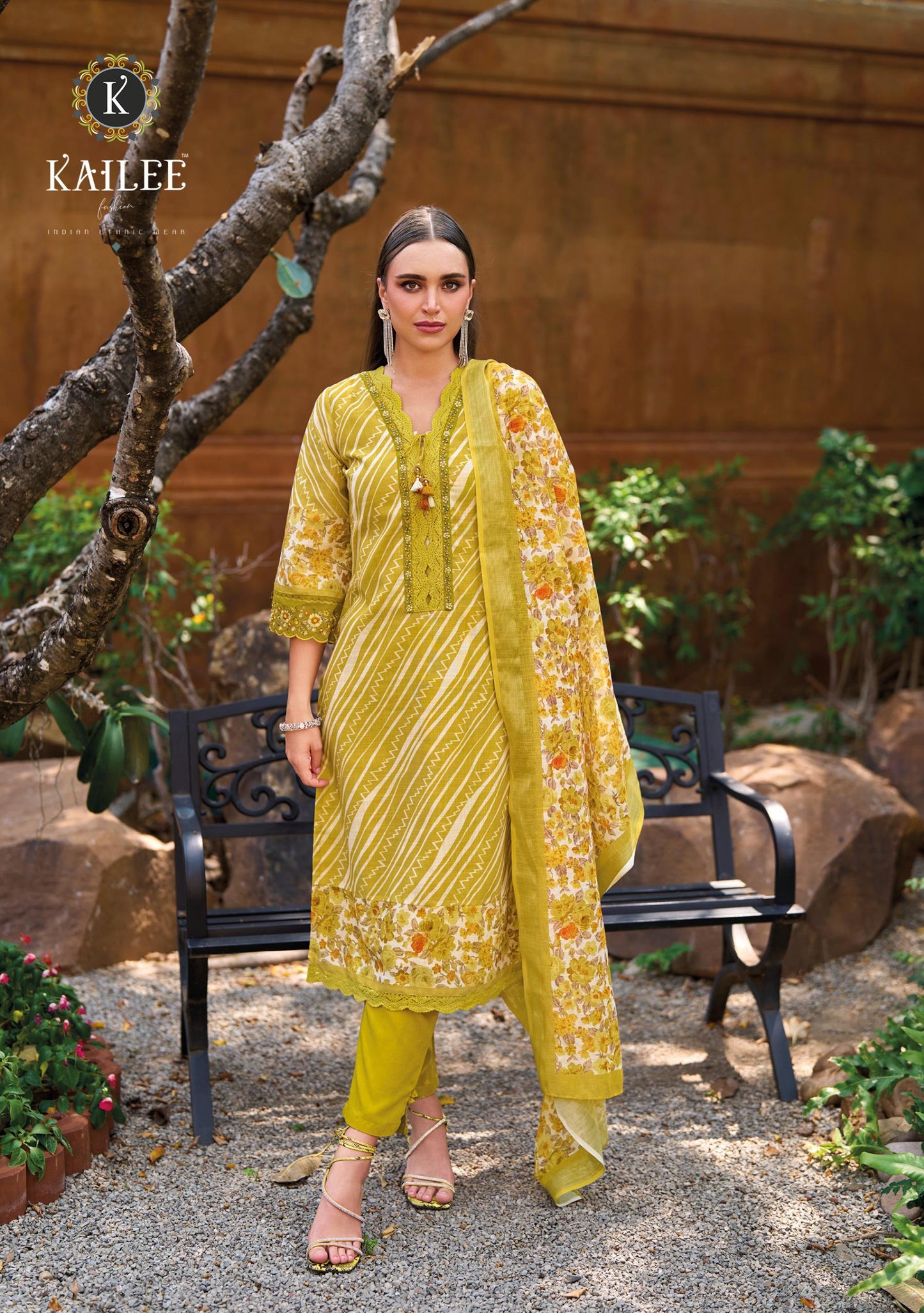 PAKISTANI Suit in LINEN material